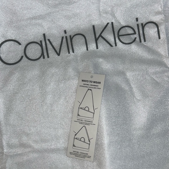 BRAND NEW Calvin Klein Handbag - Picture 10 of 12